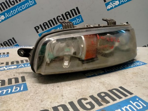 Faro Anteriore Sinistro Fiat Punto 2000