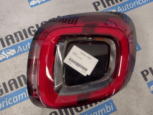 Faro Posteriore Sinistro Fiat 500X