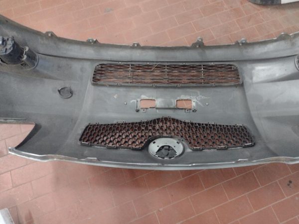 Paraurti Anteriore Toyota Yaris 2009