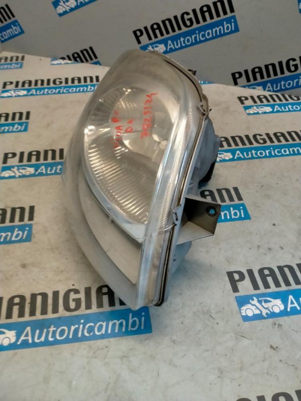 Faro Anteriore Destro Opel Vivaro 2004