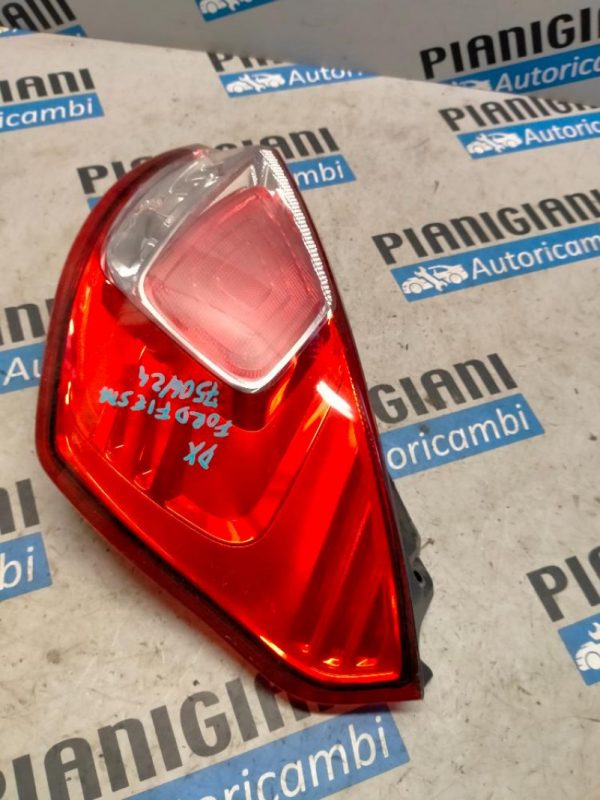 Faro Posteriore Destro Ford Fiesta 2014