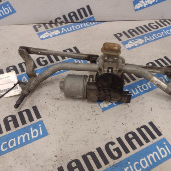 Motorino Tergi Anteriore Peugeot 208 2013