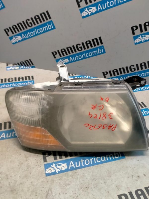 Faro Anteriore Destro Mitsubishi Pajero 2001