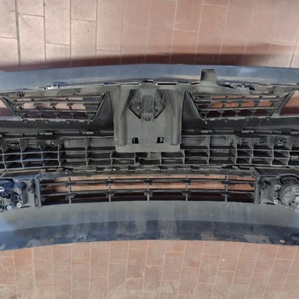 Paraurti Anteriore Renault Megane 2004