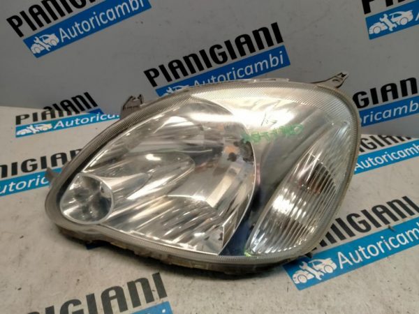 Faro Anteriore Sinistro Toyota Yaris 2005