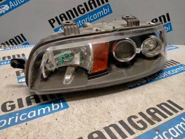 Faro Anteriore Sinistro Fiat Punto 2000