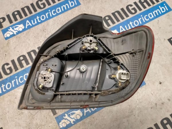 Faro Posteriore Sinistro Toyota Yaris 2005