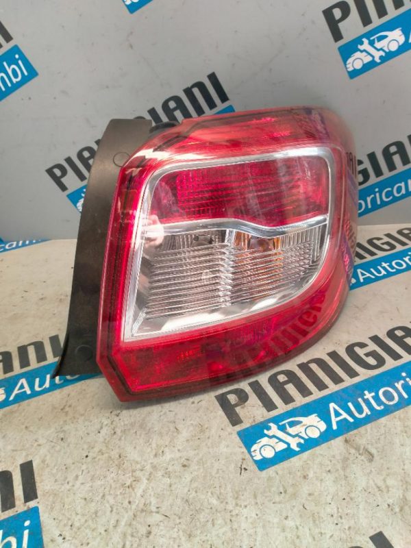 Faro Posteriore Destro Dacia Sandero 2014