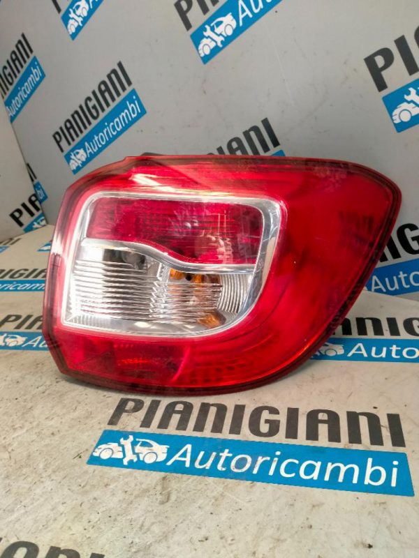 Faro Posteriore Destro Dacia Sandero 2014