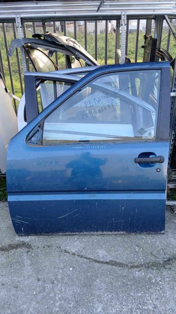 Porta Anteriore Sinistra Nissan Terrano 2001