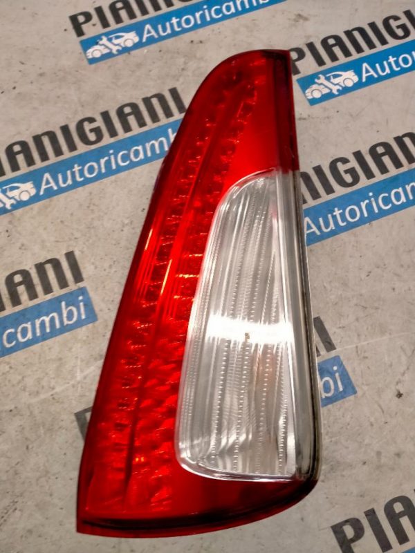 Faro Posteriore Destro Lancia Musa 2011