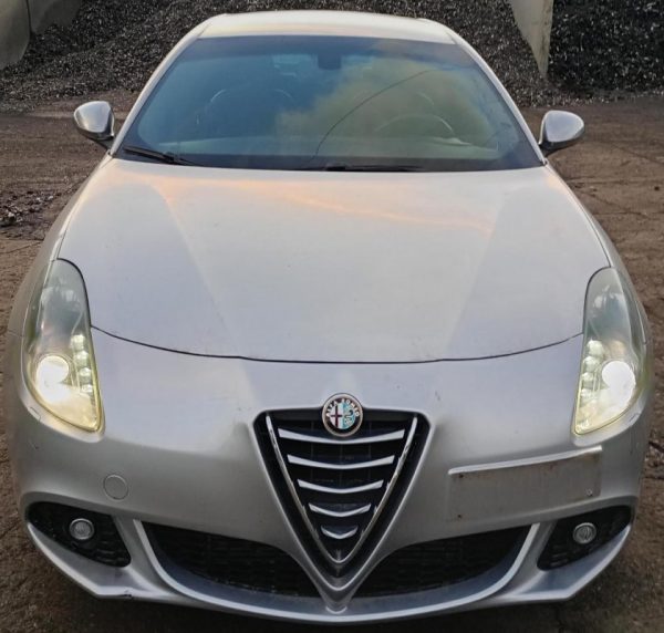 Alfa Romeo Giulietta Anno 2012 | Veicolo Intero | SOLO PER RICAMBI