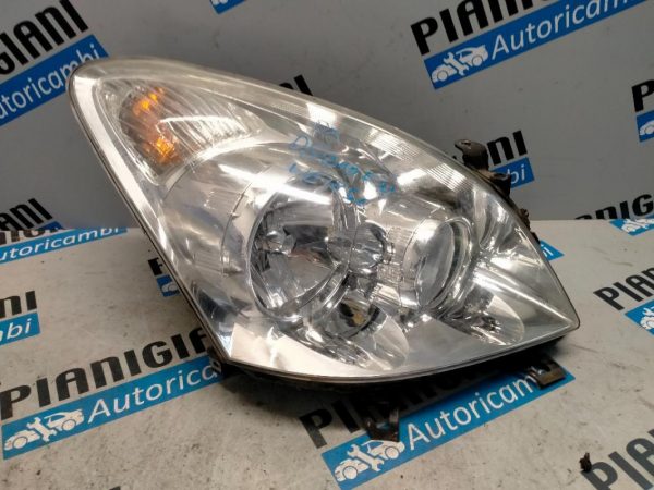 Faro Anteriore Destro Toyota Corolla Verso 2008