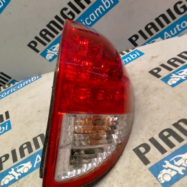 Faro Posteriore Destro Toyota RAV4 2006