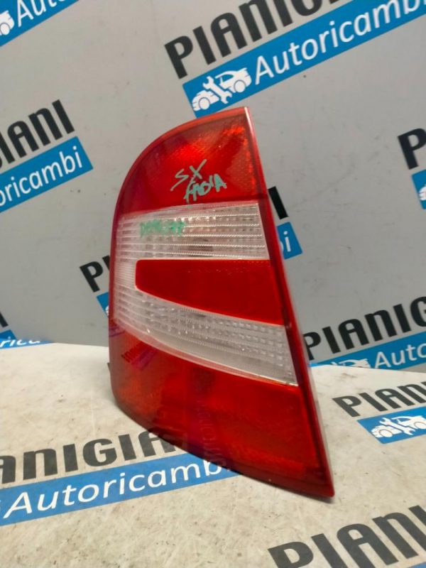 Faro Posteriore Sinistro Skoda Fabia 2006