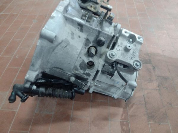 Cambio Citroen C3  YH01 6 MARCE