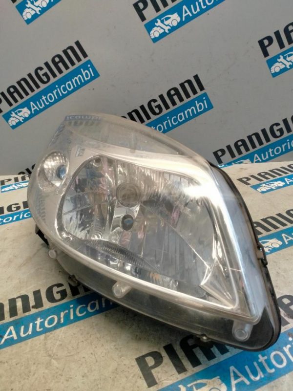 Faro Anteriore Destro Dacia Sandero 2008