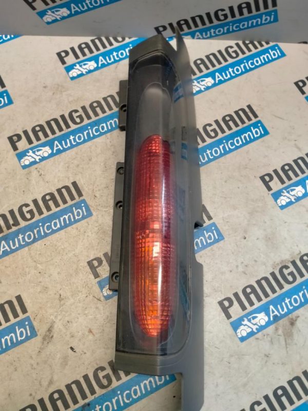 Faro Posteriore Destro Opel Vivaro 2005