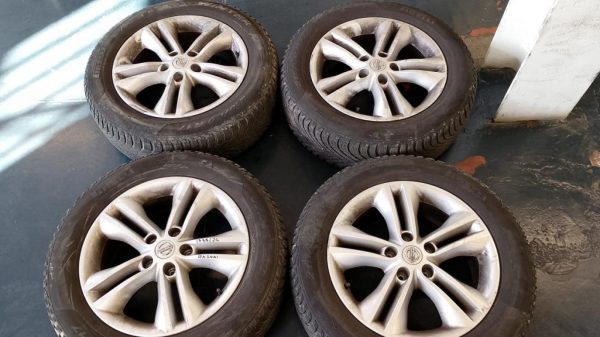 4 Cerchi in Lega con Gomme 17″ Nissan Qashqai 2010