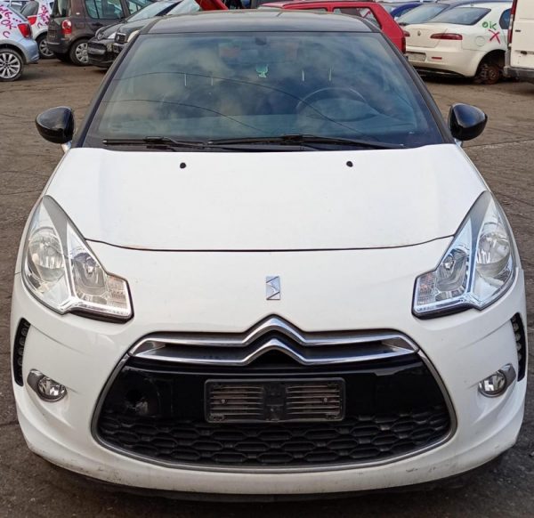 Citroen DS3 Anno 2013 | Veicolo Intero | SOLO PER RICAMBI