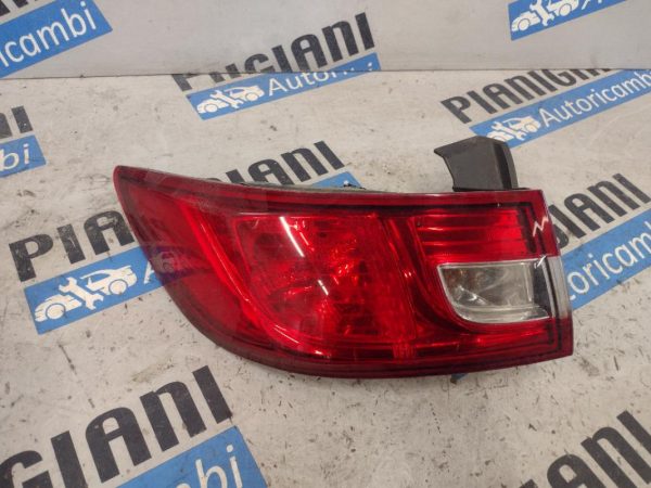 Faro Posteriore Sinistro Renault Clio 2015