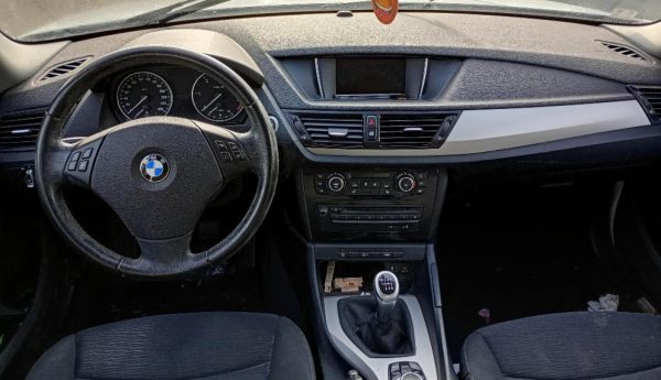 BMW X1 Anno 2014 | Veicolo Intero | SOLO PER RICAMBI