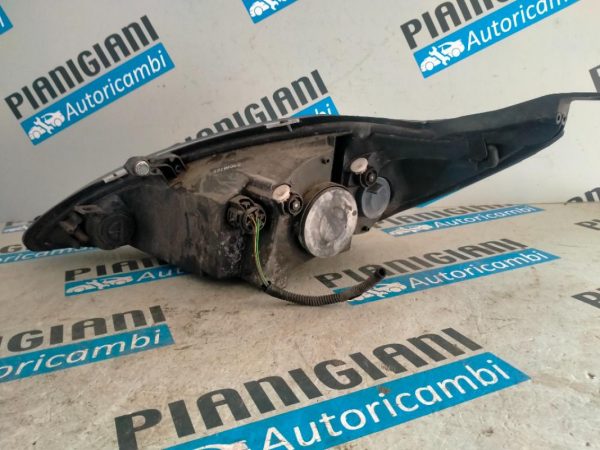 Faro Anteriore Destro Ford Ka 2011