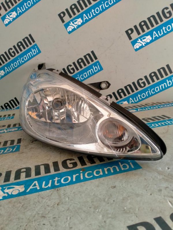 Faro Anteriore Destro Ford Ka 2011