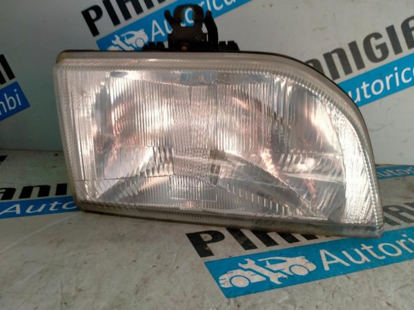 Faro Anteriore Destro Ford Fiesta 1995