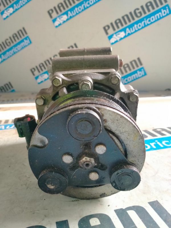 Compressore A/C Ford Fiesta FUJA 2006