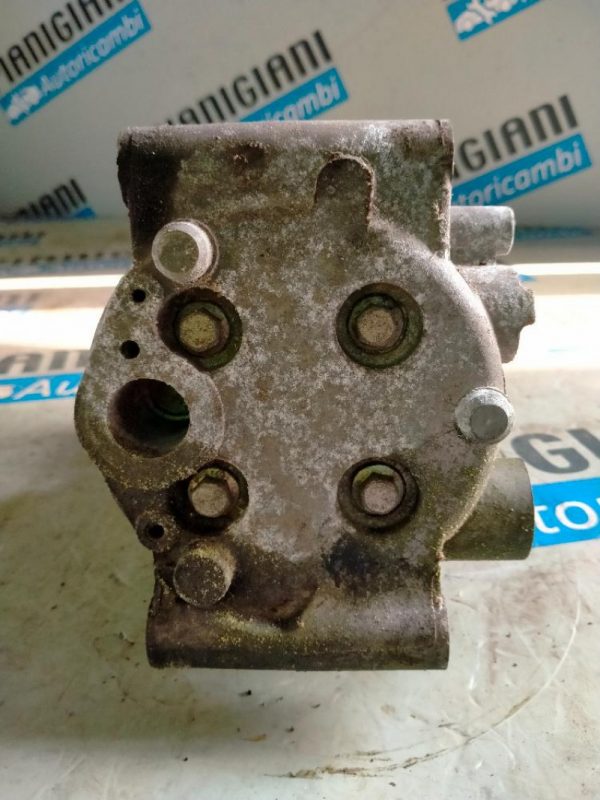 Compressore A/C Ford Fiesta FUJA 2006