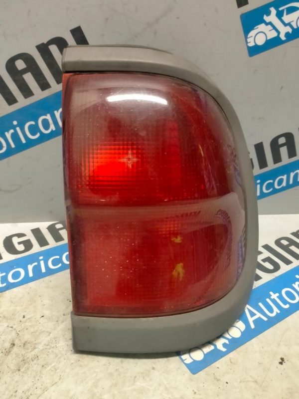 Faro Posteriore Destro Nissan Terrano II 2001