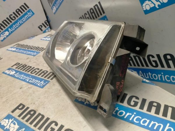 Faro Anteriore Destro Nissan Terrano II 2001