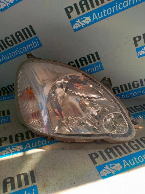 Faro Anteriore Destro Toyota Yaris 2005