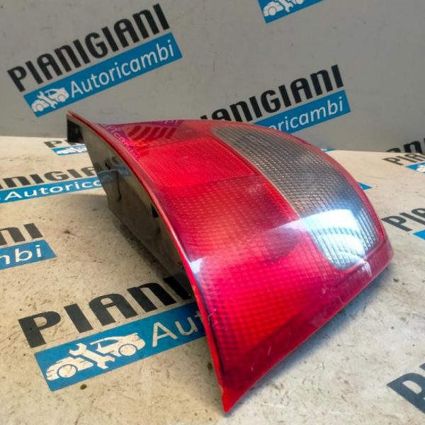 Faro Posteriore Destro Rover 25 2000