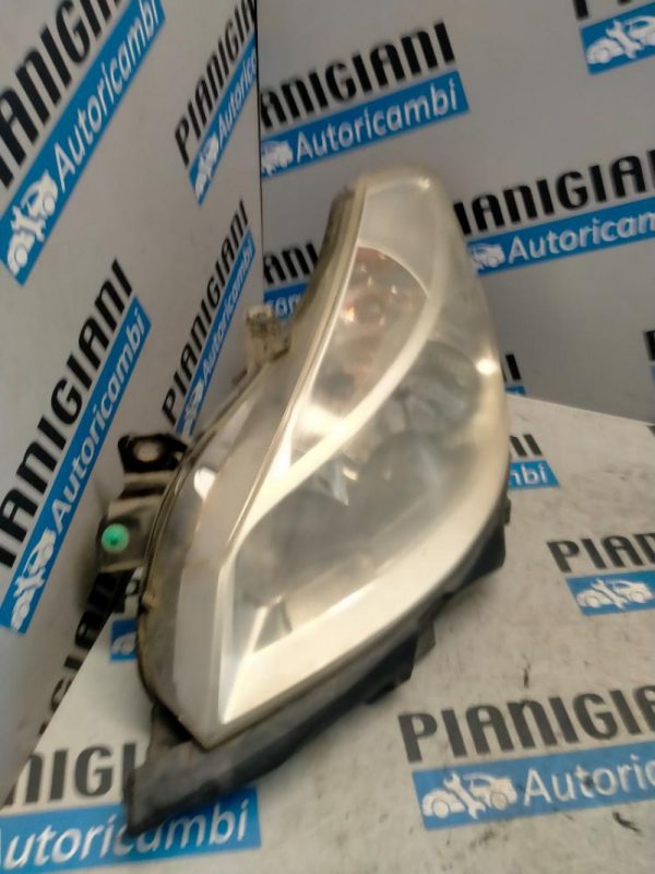 Faro Anteriore Sinistro Renault Clio 2005 – 2009