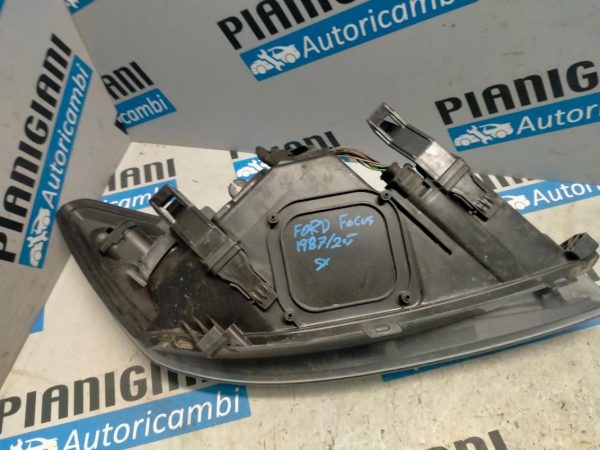 Faro Anteriore Sinistro Ford Focus 2008 – 2011