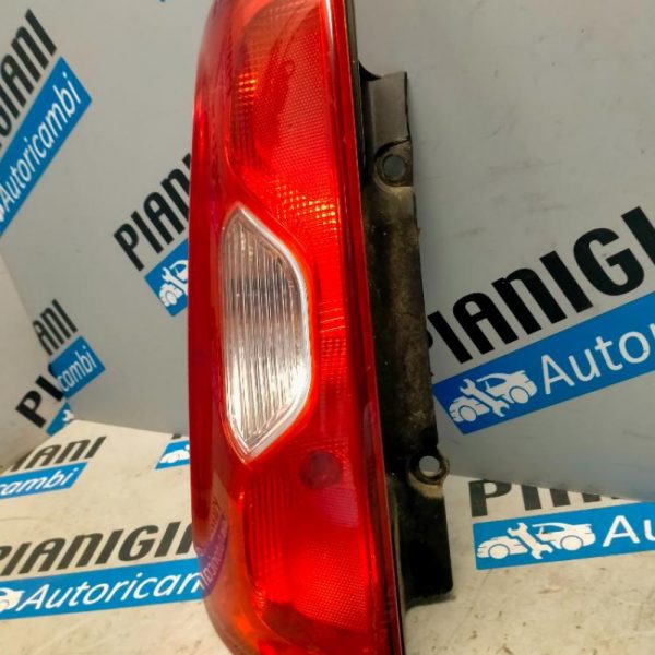 Faro Posteriore Sinistro Fiat Panda 2011 – 2024