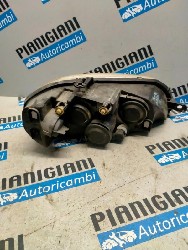 Faro Anteriore Sinistro Fiat Punto 2005 – 2012