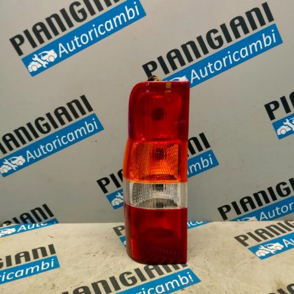 Faro Posteriore Sinistro Ford Transit 2000 – 2006
