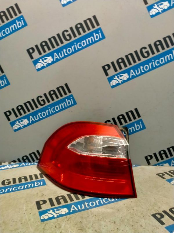 Faro Posteriore Sinistro Kia Rio 2011 – 2015