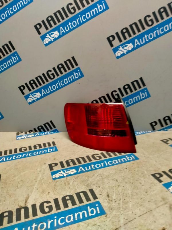 Faro Posteriore Sinistro Audi A6 SW 2008 – 2011