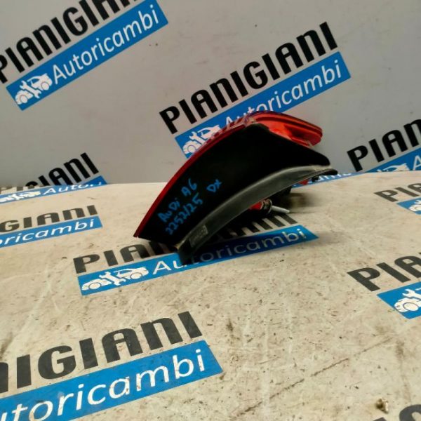 Faro Posteriore Sinistro Audi A6 SW 2008 – 2011