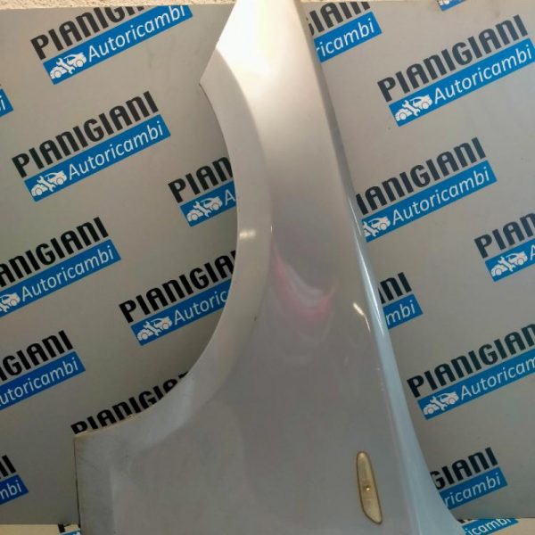 Parafango Anteriore Sinistro BMW Serie 1 E87 2004 – 2011