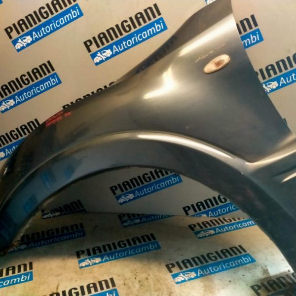Parafango Anteriore Sinistro Mitsubishi Pajero 2007 – 2015