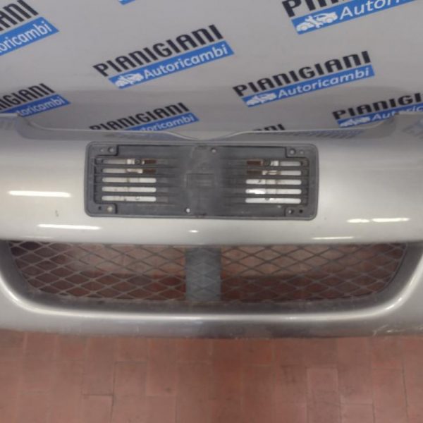 Paraurti Anteriore Toyota Yaris 2005