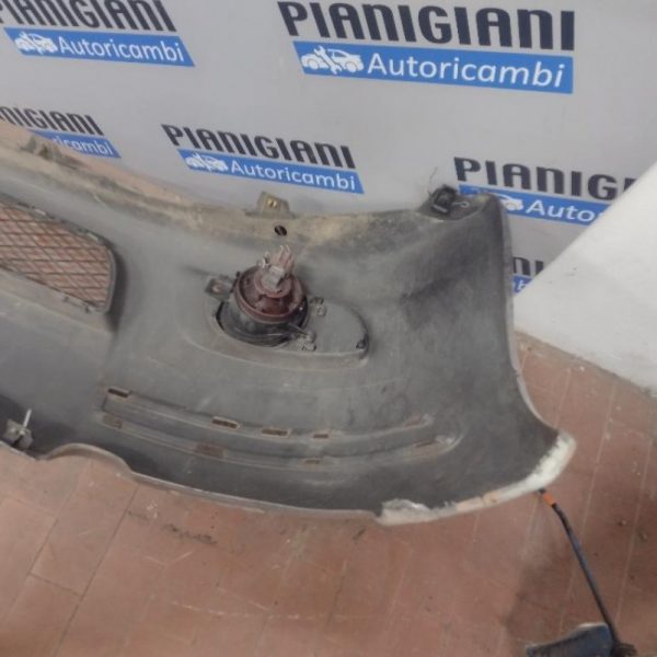 Paraurti Anteriore Toyota Yaris 2005