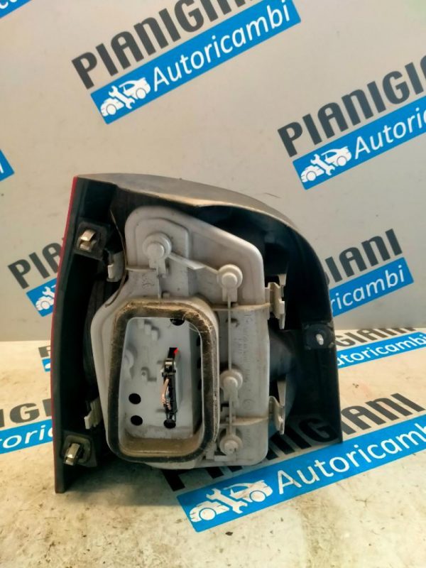 Faro Posteriore Destro Volkswagen Polo 9N 2001 – 2005