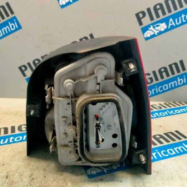 Faro Posteriore Sinistro Volkswagen Polo 9N 2001 – 2005