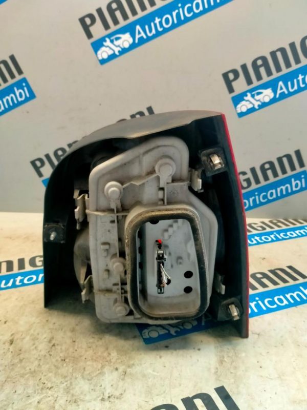 Faro Posteriore Sinistro Volkswagen Polo 9N 2001 – 2005